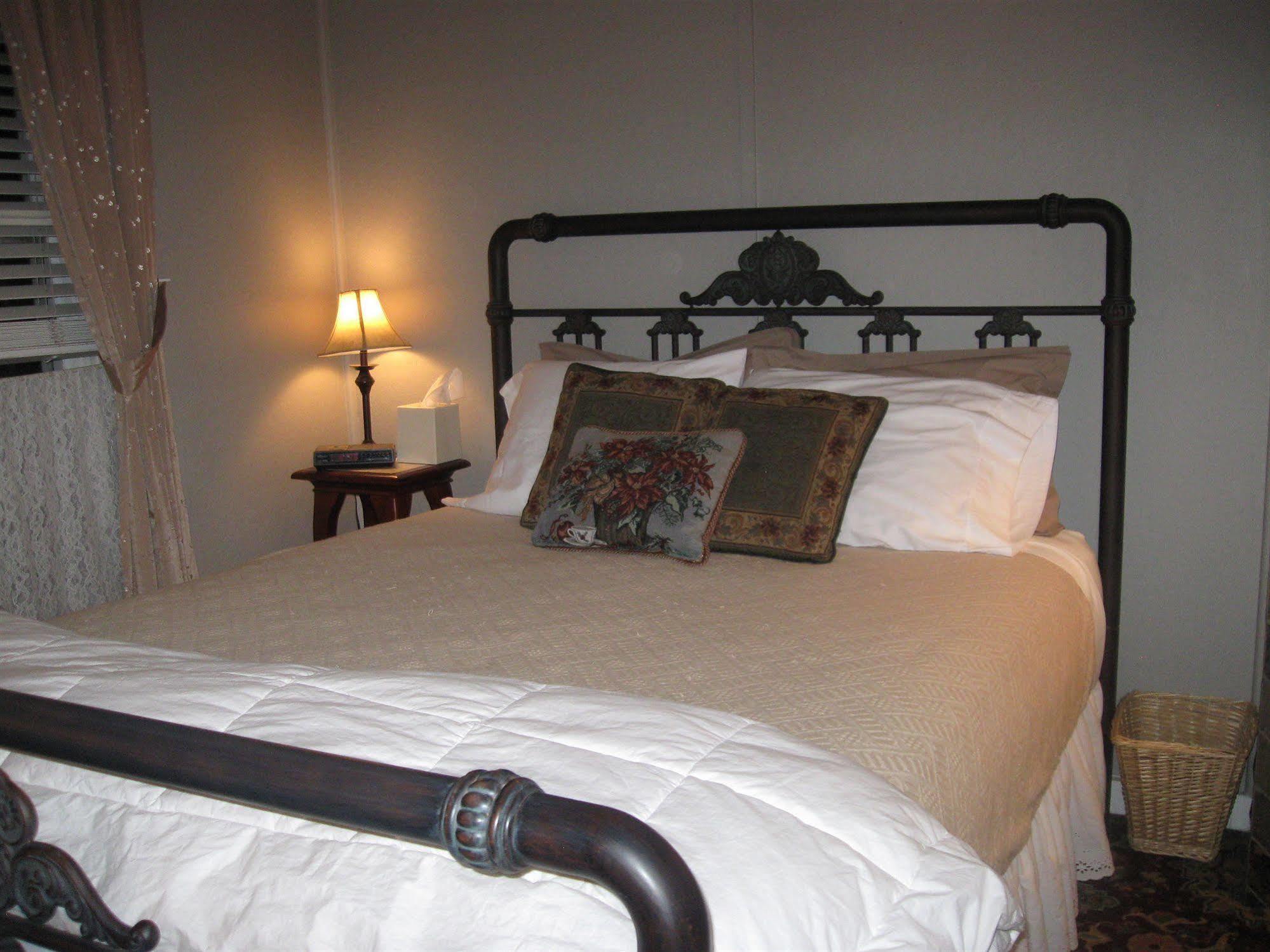 The Forest Queen Hotel เครสเตดบิวต์ ภายนอก รูปภาพ